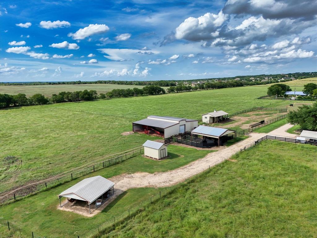 15796 Chapel Road Lorena, TX 76655 - Photo 26 of 28 a view of a garden with lawn chairs