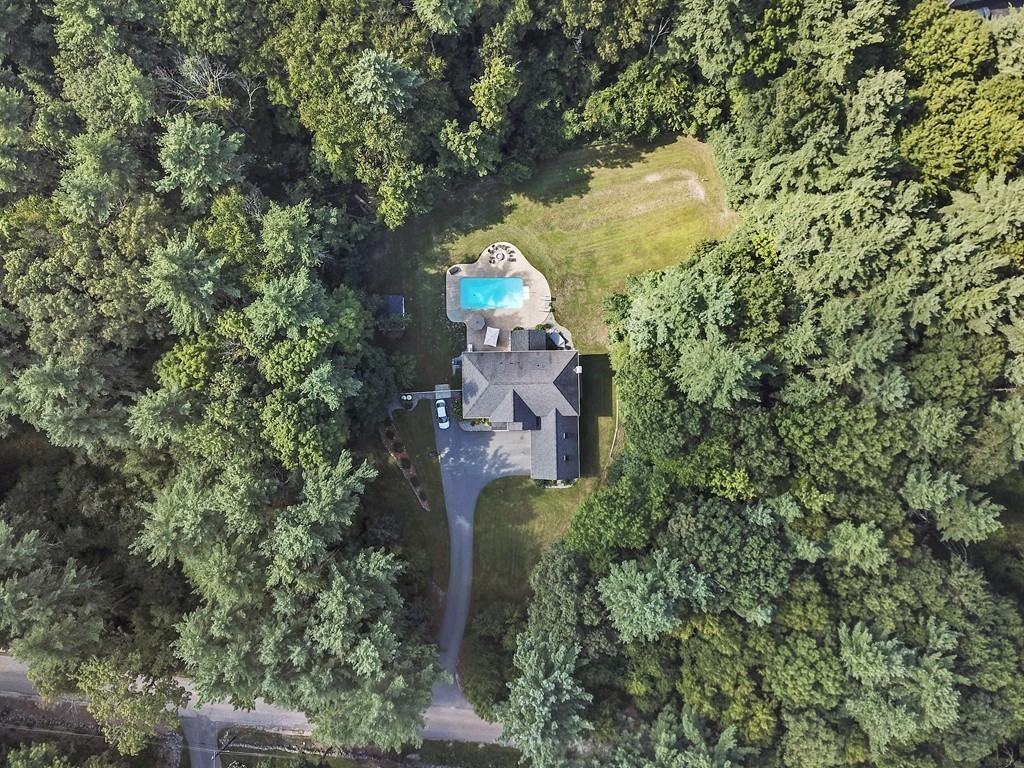 119 Lyman Road Berlin, MA 01503 - Photo 8 of 30 Gallery Image 8