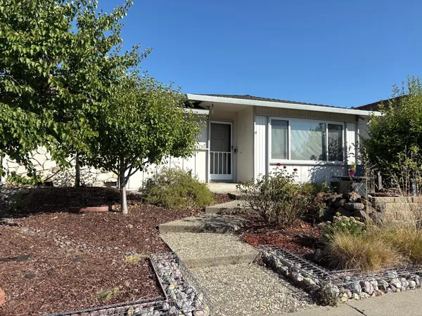 $2,100,000 | 6568-6570 Crown Boulevard, San Jose, CA 95120
