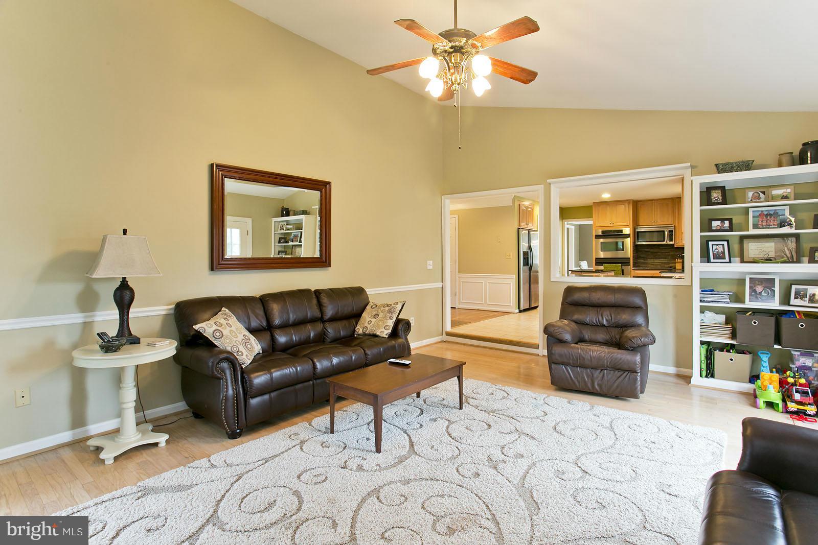 343 Warm Springs Road Winchester, VA 22603 - Photo 6 of 30 Family Room