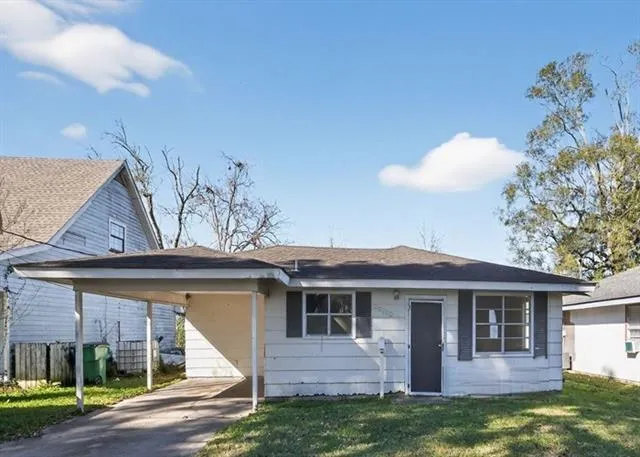 $34,000 | 33170 Adams Drive, White Castle, LA 70788