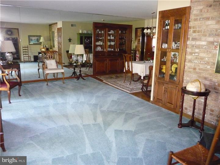 134 Walnut Run Road Landenberg, PA 19350 - Photo 16 of 25 Living Room
