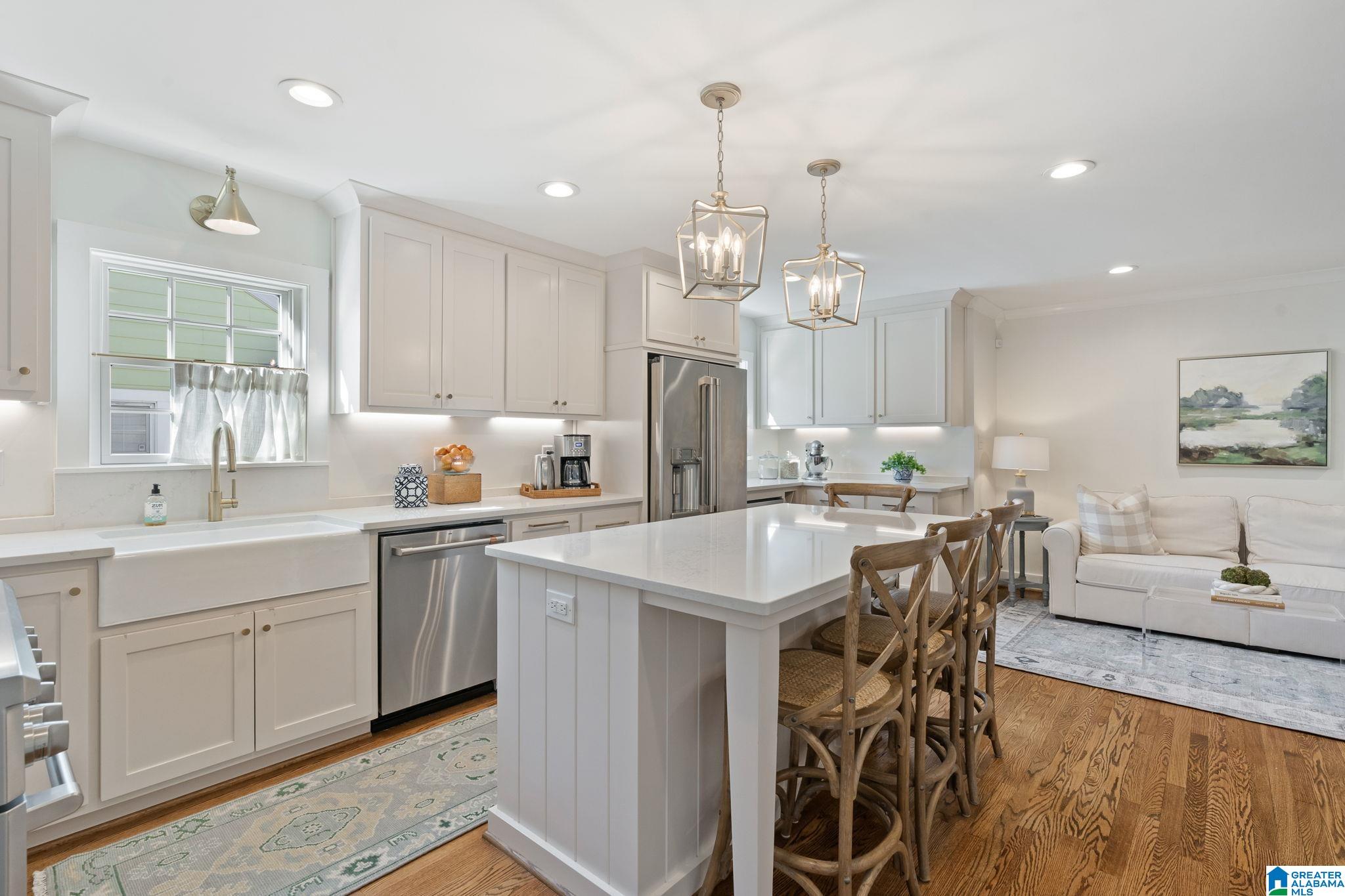 1852 Lancaster Road Birmingham, AL 35209 - Photo 9 of 54