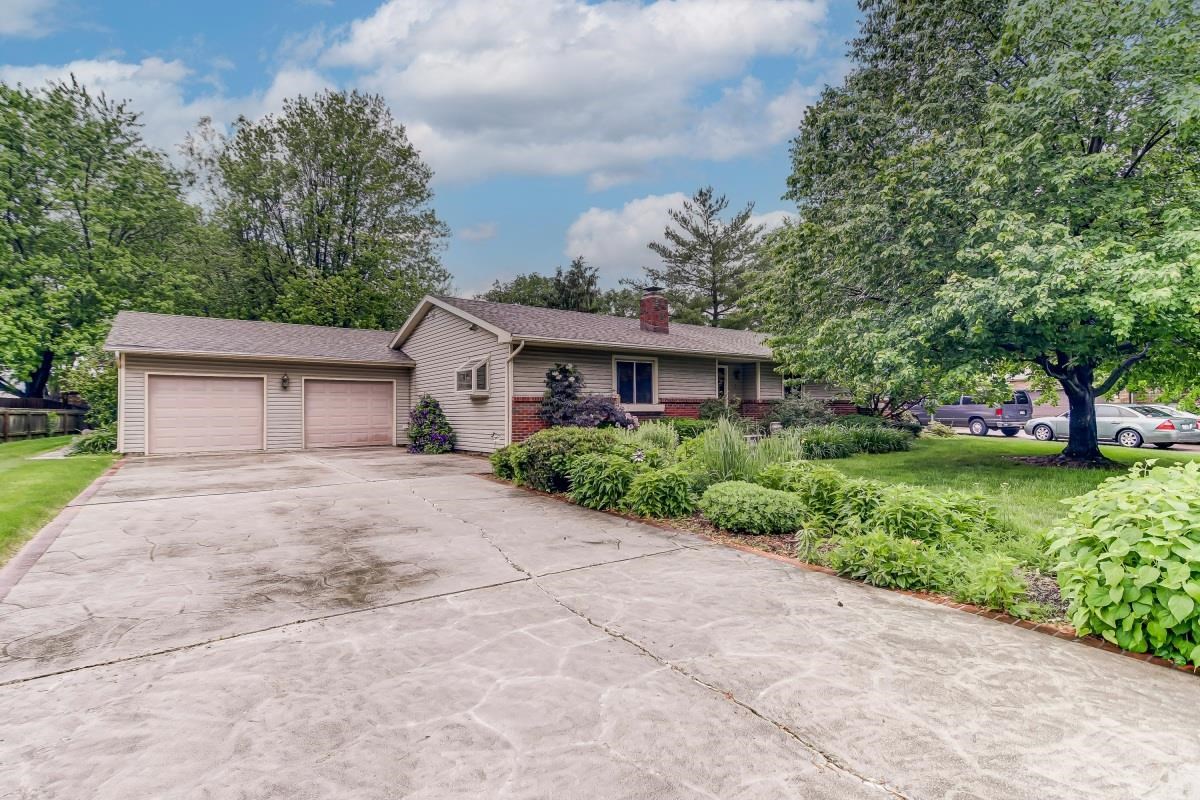 3 Delano Lane Springfield, IL 62703 - Photo 2 of 36 Gallery Image 2