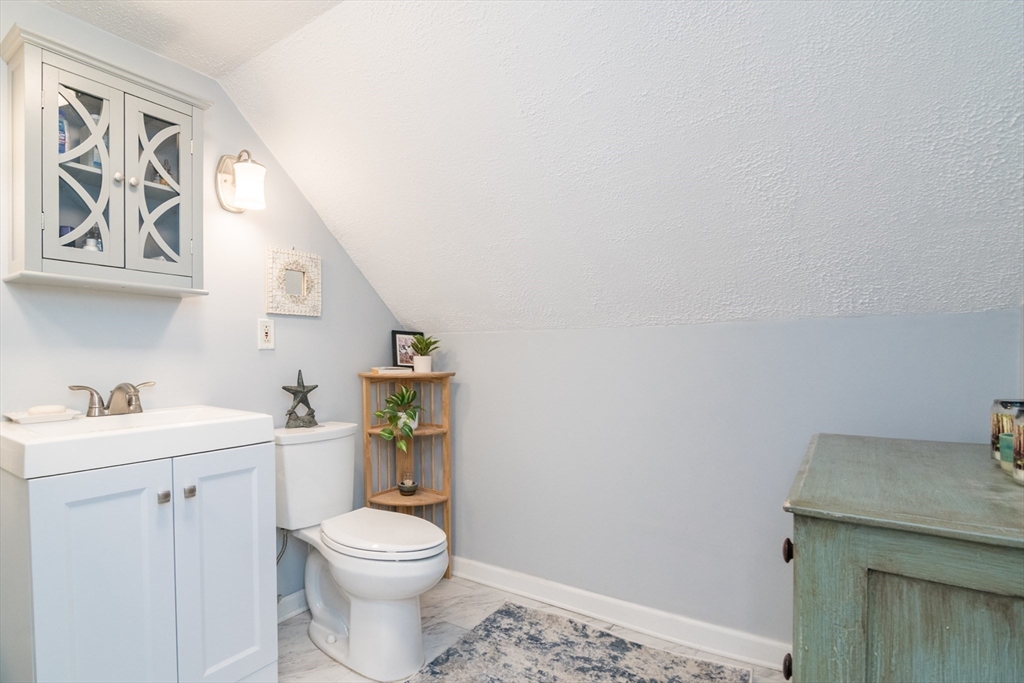 44 Linseed Road Hatfield, MA 01088 - Photo 24 of 37