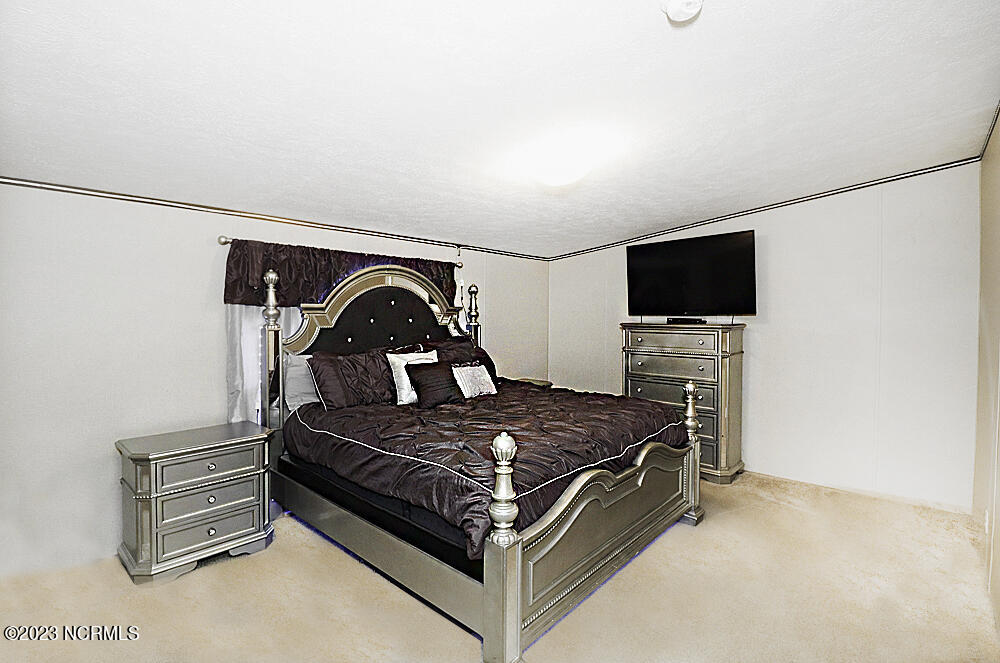 10000 Smith Road Middlesex, NC 27557 - Photo 9 of 16 Spacious walk in closet!
