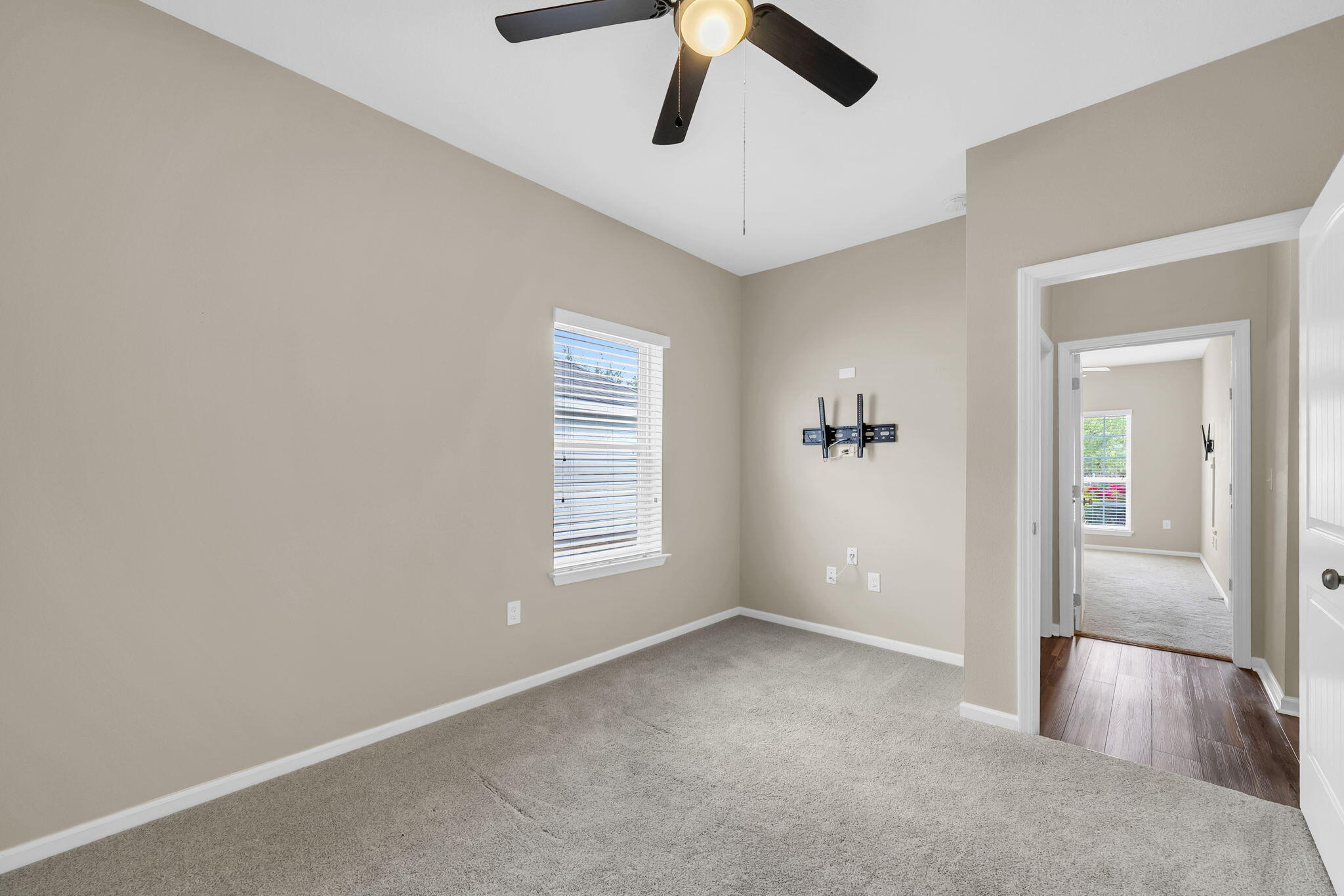 115 Lilly Bell Lane Freeport, FL 32439 - Photo 25 of 47 an empty room with windows and closet