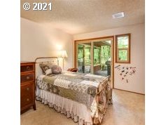 41565 Deerhorn Road Springfield, OR 97478 - Photo 22 of 26 Gallery Image 22