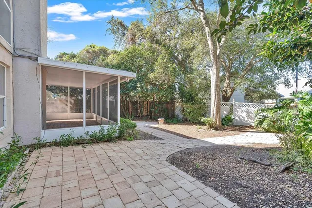 $425,000 | 1259 Ballyshannon Parkway, Orlando, FL 32828