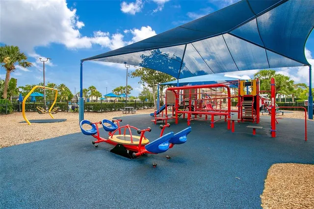 $425,000 | 1259 Ballyshannon Parkway, Orlando, FL 32828