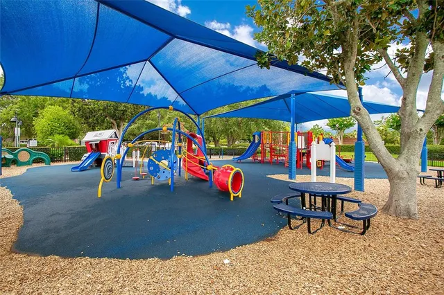 $425,000 | 1259 Ballyshannon Parkway, Orlando, FL 32828