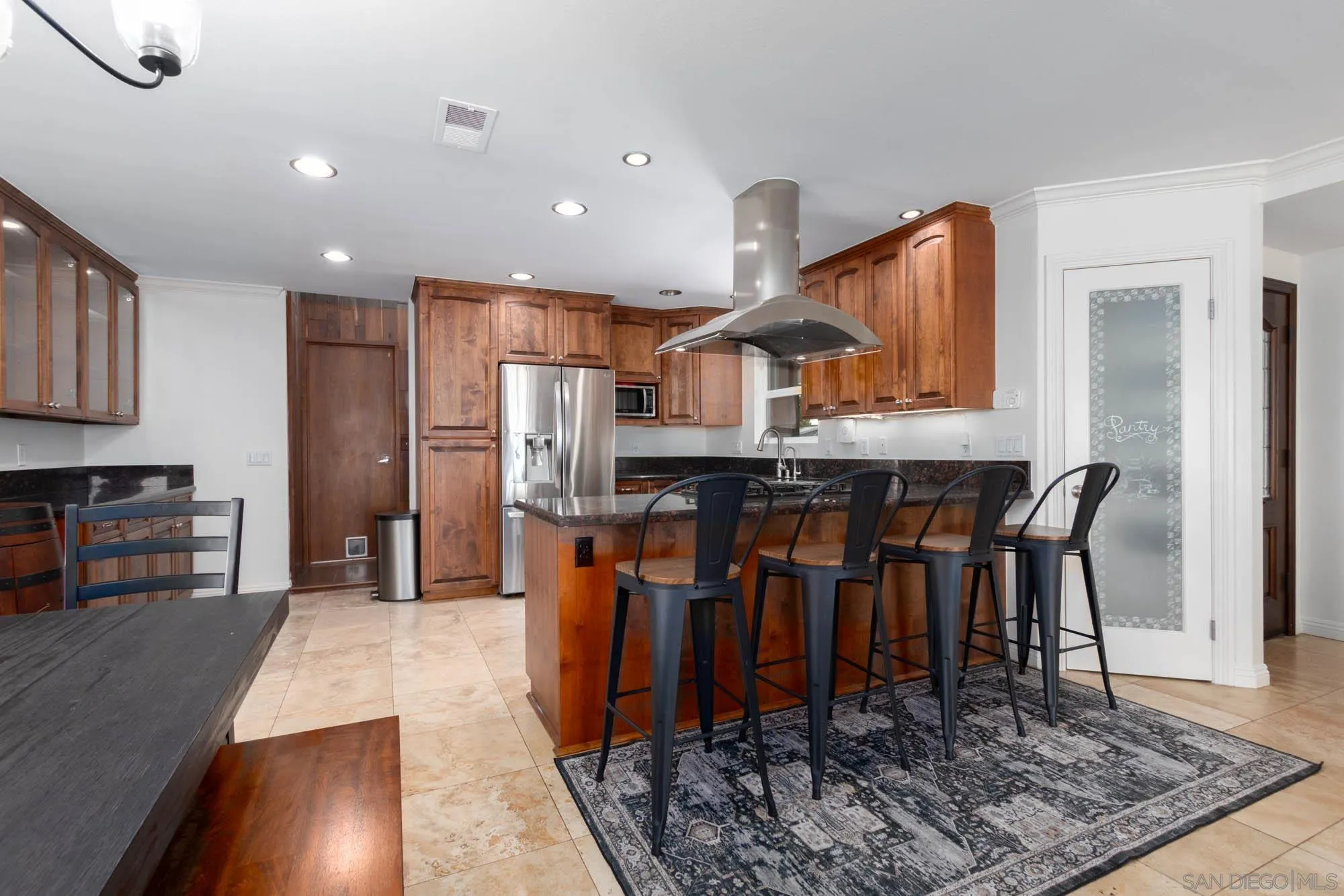 9722 Roe Drive Santee, CA 92071 - Photo 7 of 51 Gallery Image 7