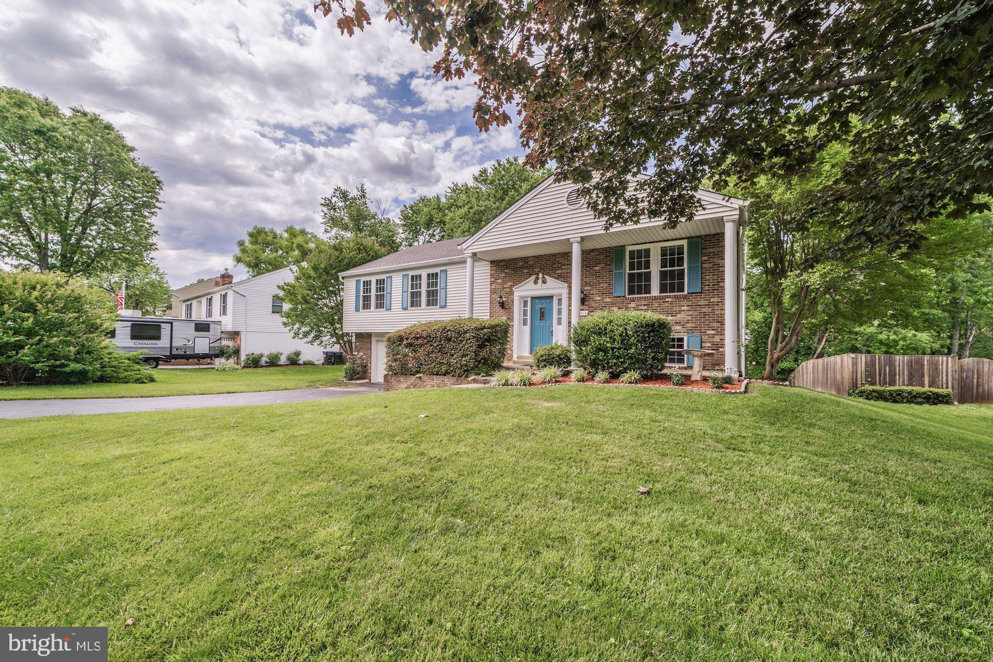 9516 Burning Branch Road Burke, VA 22015 - Photo 3 of 36 Gallery Image 3