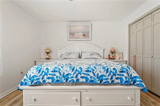 $400,000 | 148 Southwest 1971st Road, Kingsville, MO 64061