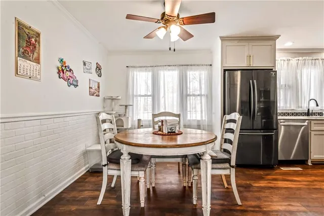 $400,000 | 148 Southwest 1971st Road, Kingsville, MO 64061