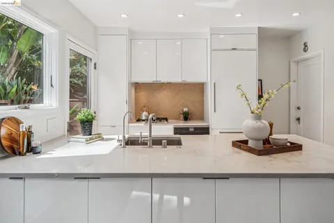 $1,199,000 | 2306 Ivy Drive, Oakland, CA 94606