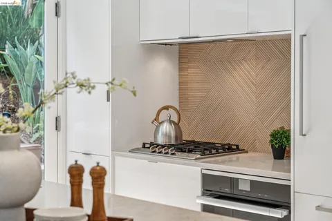 $1,199,000 | 2306 Ivy Drive, Oakland, CA 94606