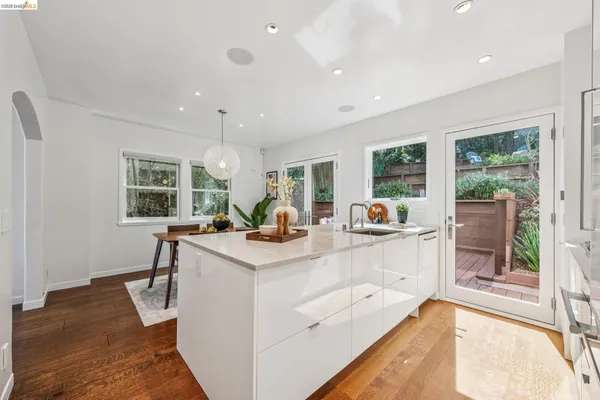 $1,199,000 | 2306 Ivy Drive, Oakland, CA 94606