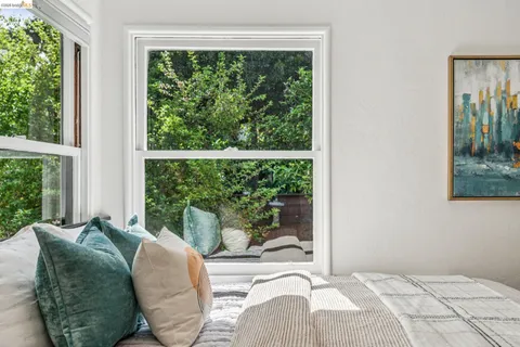 $1,199,000 | 2306 Ivy Drive, Oakland, CA 94606