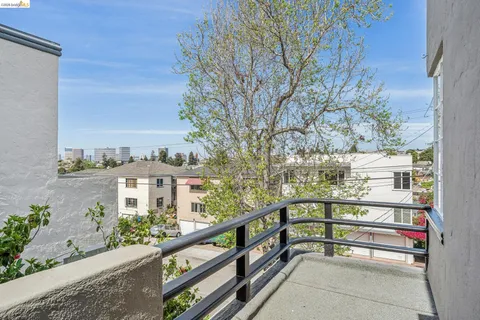 $1,199,000 | 2306 Ivy Drive, Oakland, CA 94606