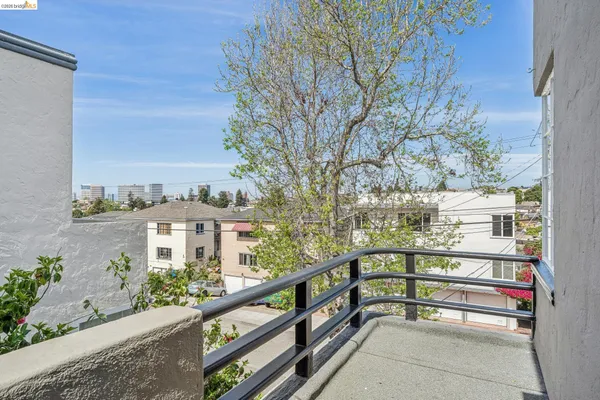 $1,199,000 | 2306 Ivy Drive, Oakland, CA 94606