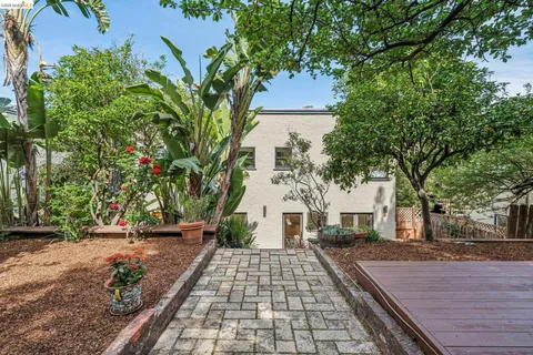 $1,199,000 | 2306 Ivy Drive, Oakland, CA 94606