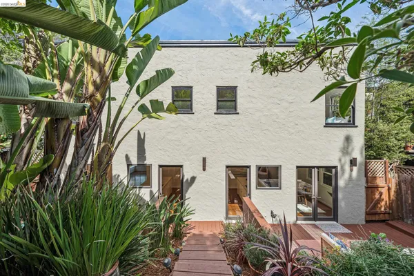 $1,199,000 | 2306 Ivy Drive, Oakland, CA 94606