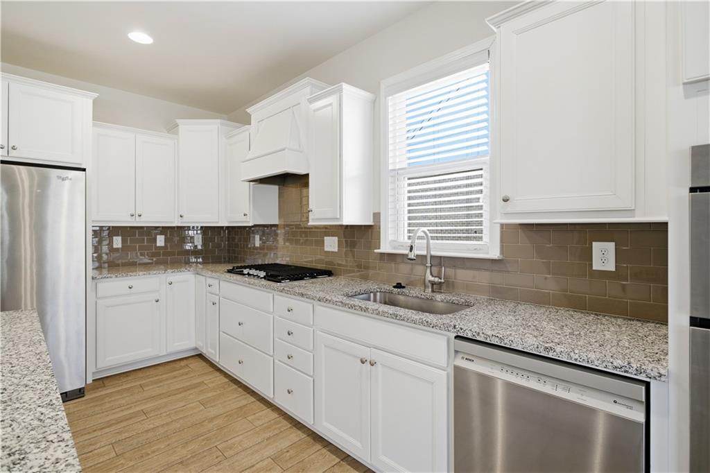 2925 Farmstead Way Suwanee, GA 30024 - Photo 12 of 39