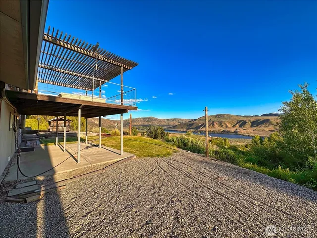 a view of a water with an ocean view