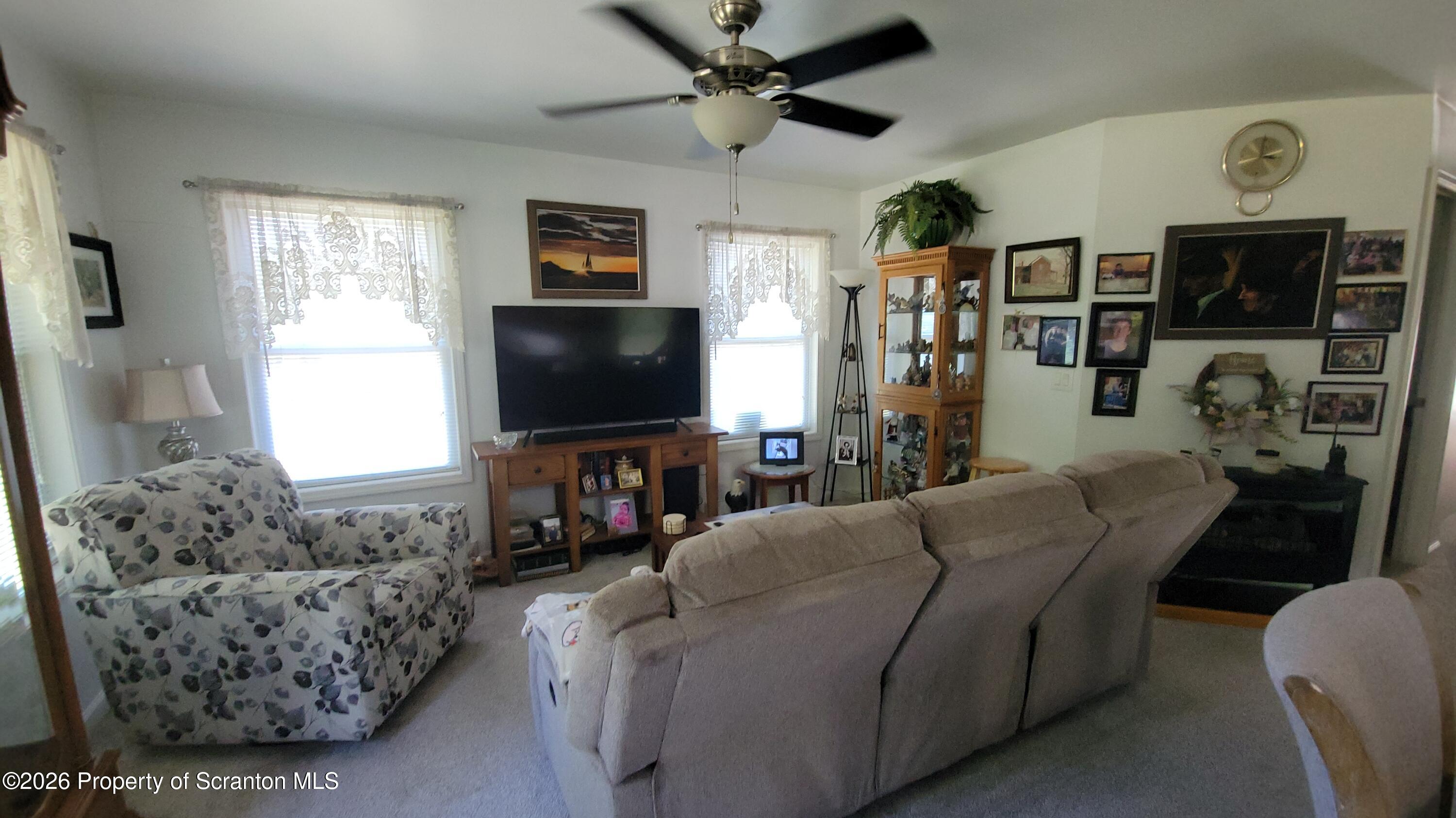 1561 Keelersburg Road Falls, PA 18615 - Photo 26 of 59 Living Room
