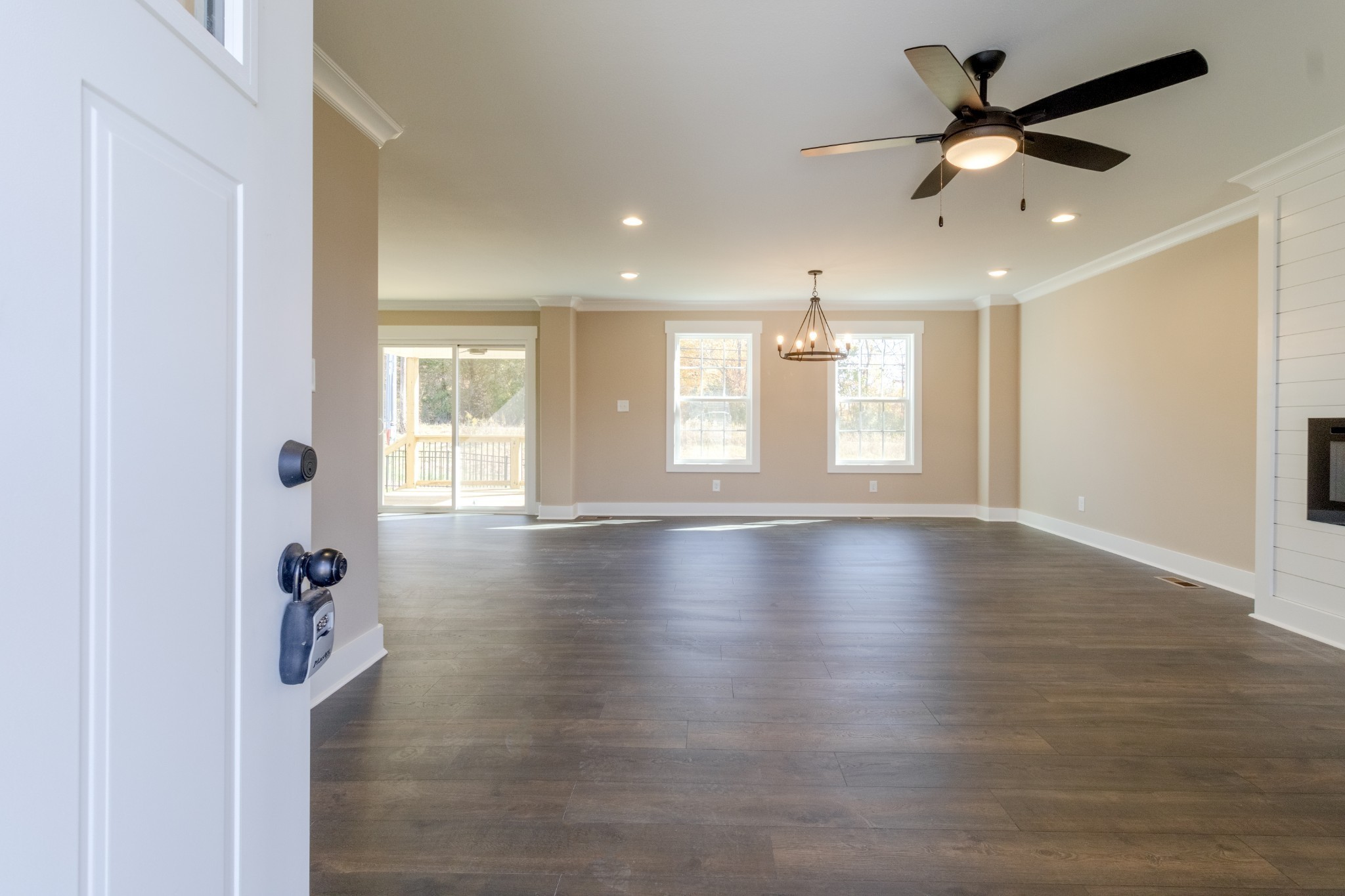 850 Limestone Way Clarksville, TN 37043 - Photo 5 of 20