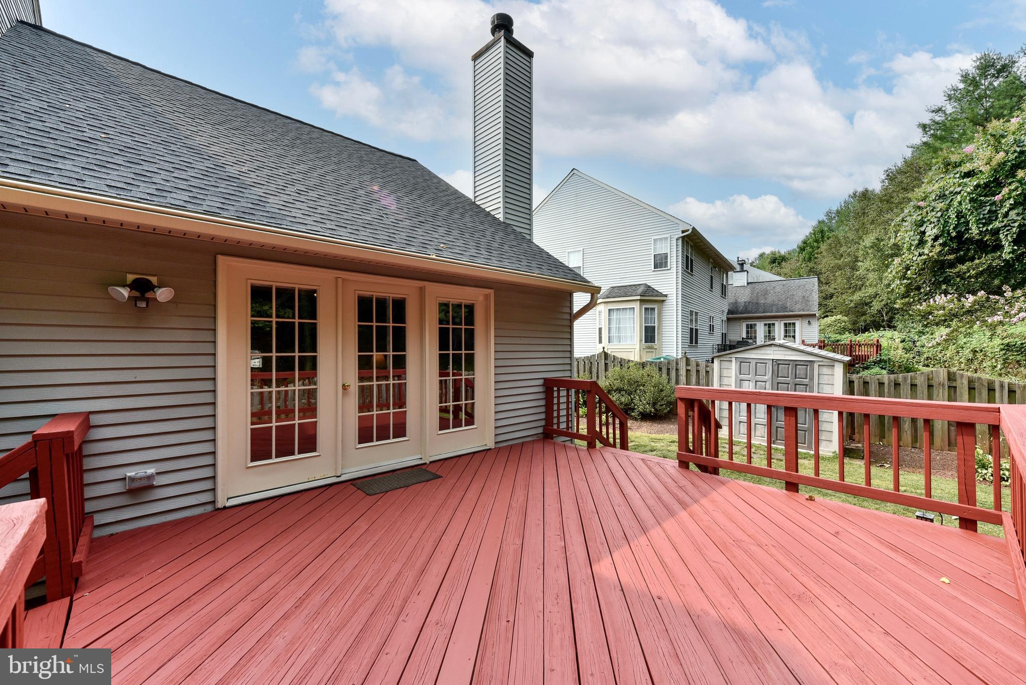 21297 Mirror Ridge Place Sterling, VA 20164 - Photo 15 of 44 GREAT ENTERTAINING SPACE