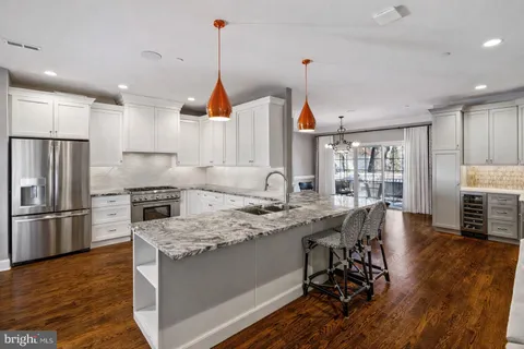 $1,650,000 | 219 East Montgomery Avenue, Unit 6, Ardmore, PA 19003