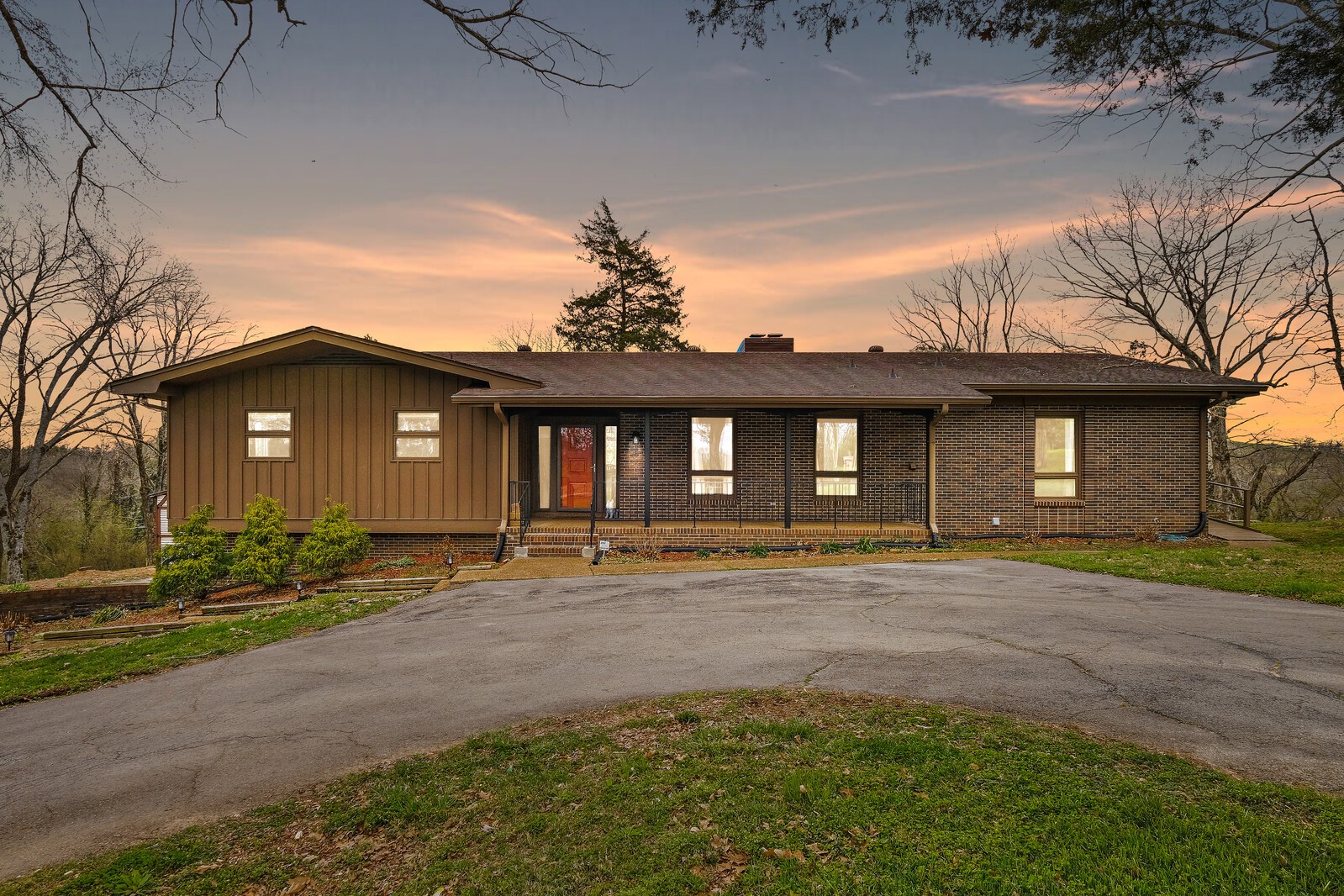 5012 Lebanon Road Murfreesboro, TN 37129 - Photo 1 of 70 Gallery Image 1