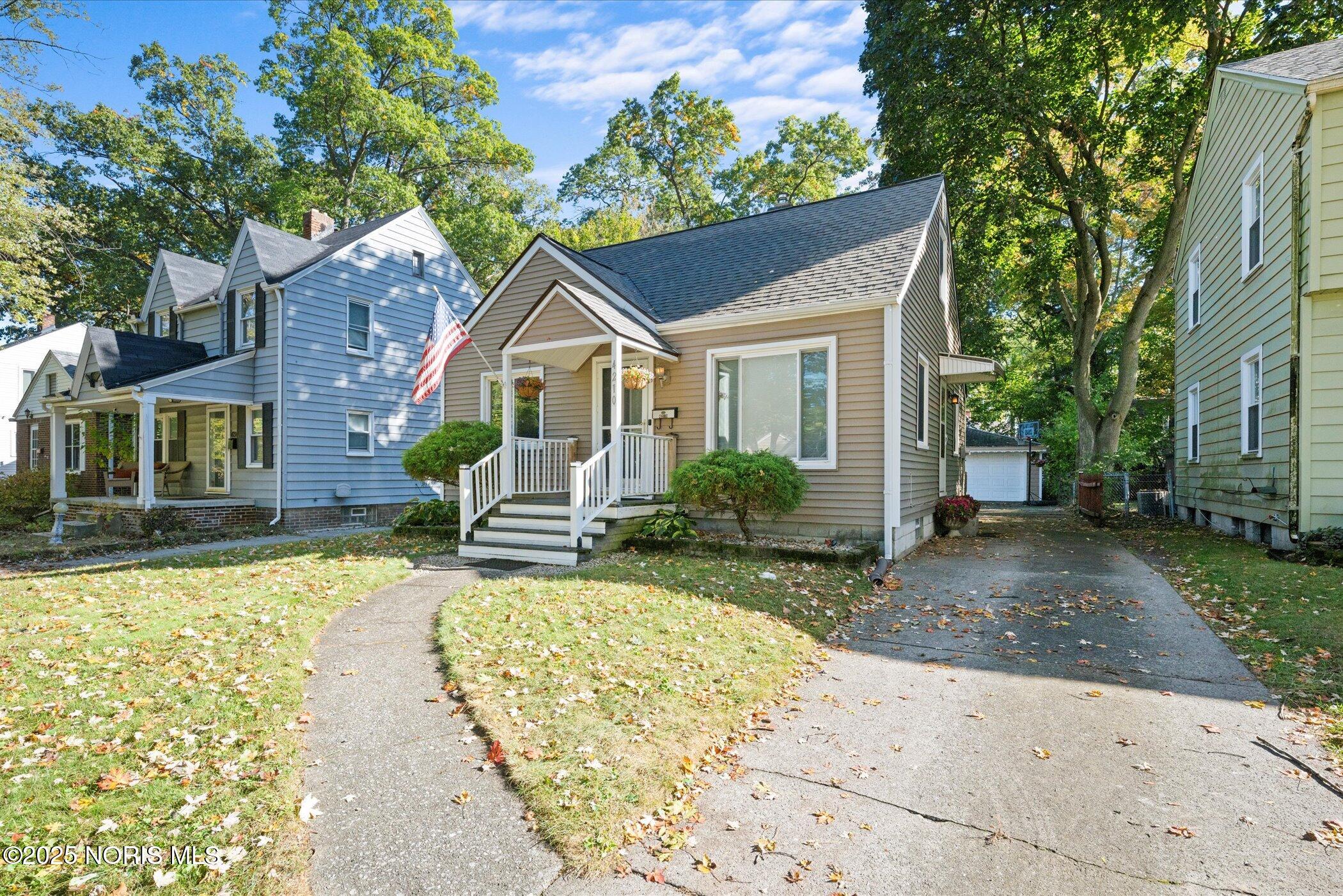 4210 Bowen Road Toledo, OH 43613 - Photo 4 of 30 04-DSC_2867