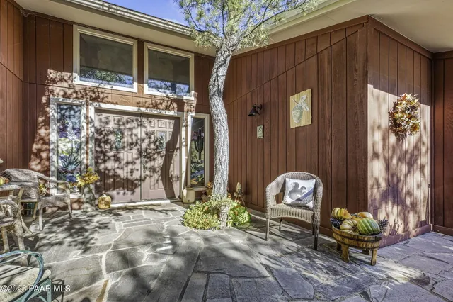 $650,000 | 8 Pinehurst Drive, Prescott, AZ 86305