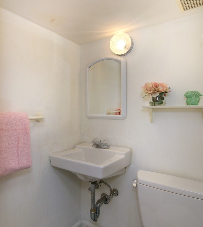 120 Pierce Road, Unit 120 Watertown, MA 02472 - Photo 15 of 16 Gallery Image 15