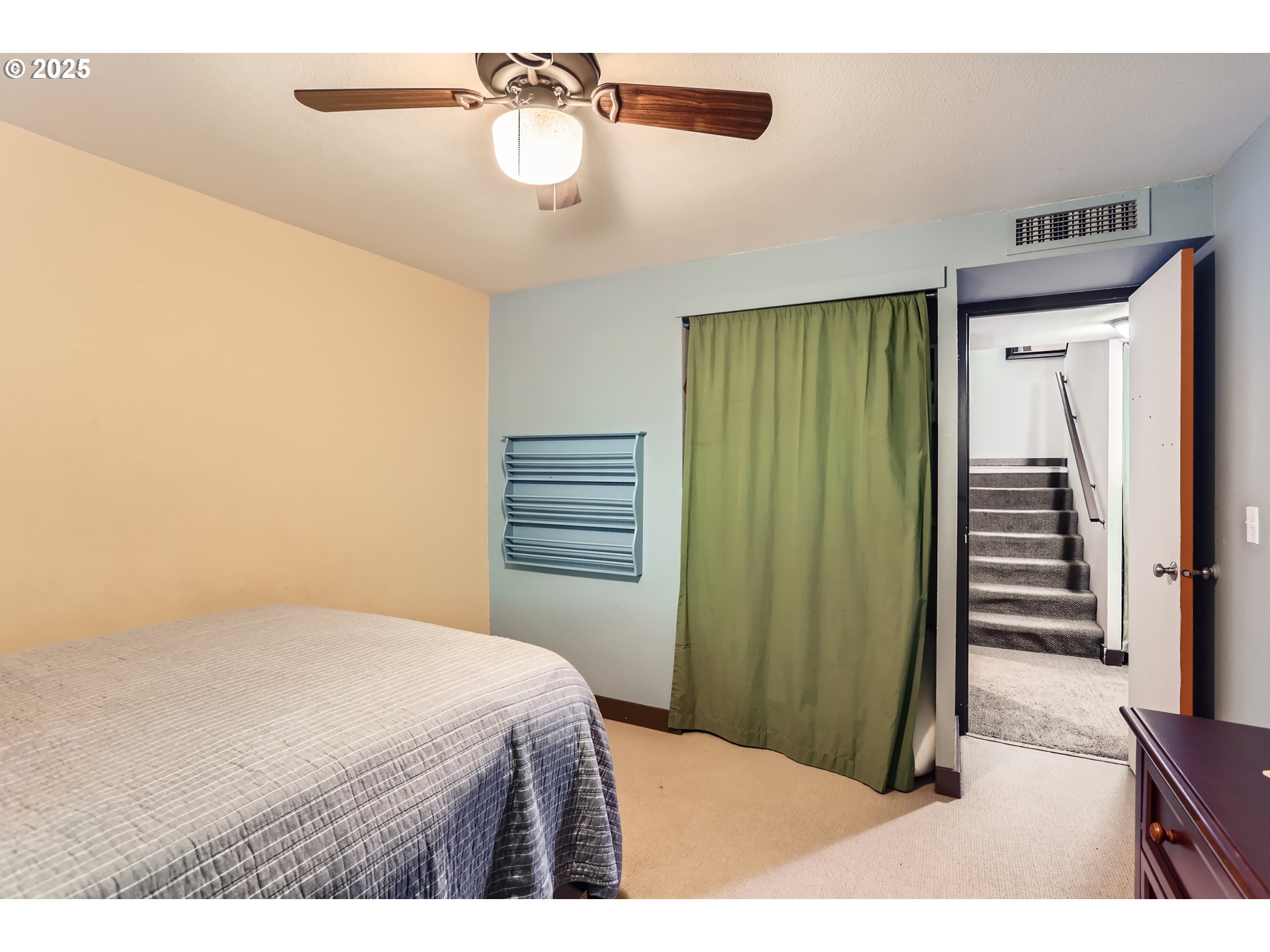 255 Southwest Harrison Street, Unit TH1 Portland, OR 97201 - Photo 26 of 40 Bedroom