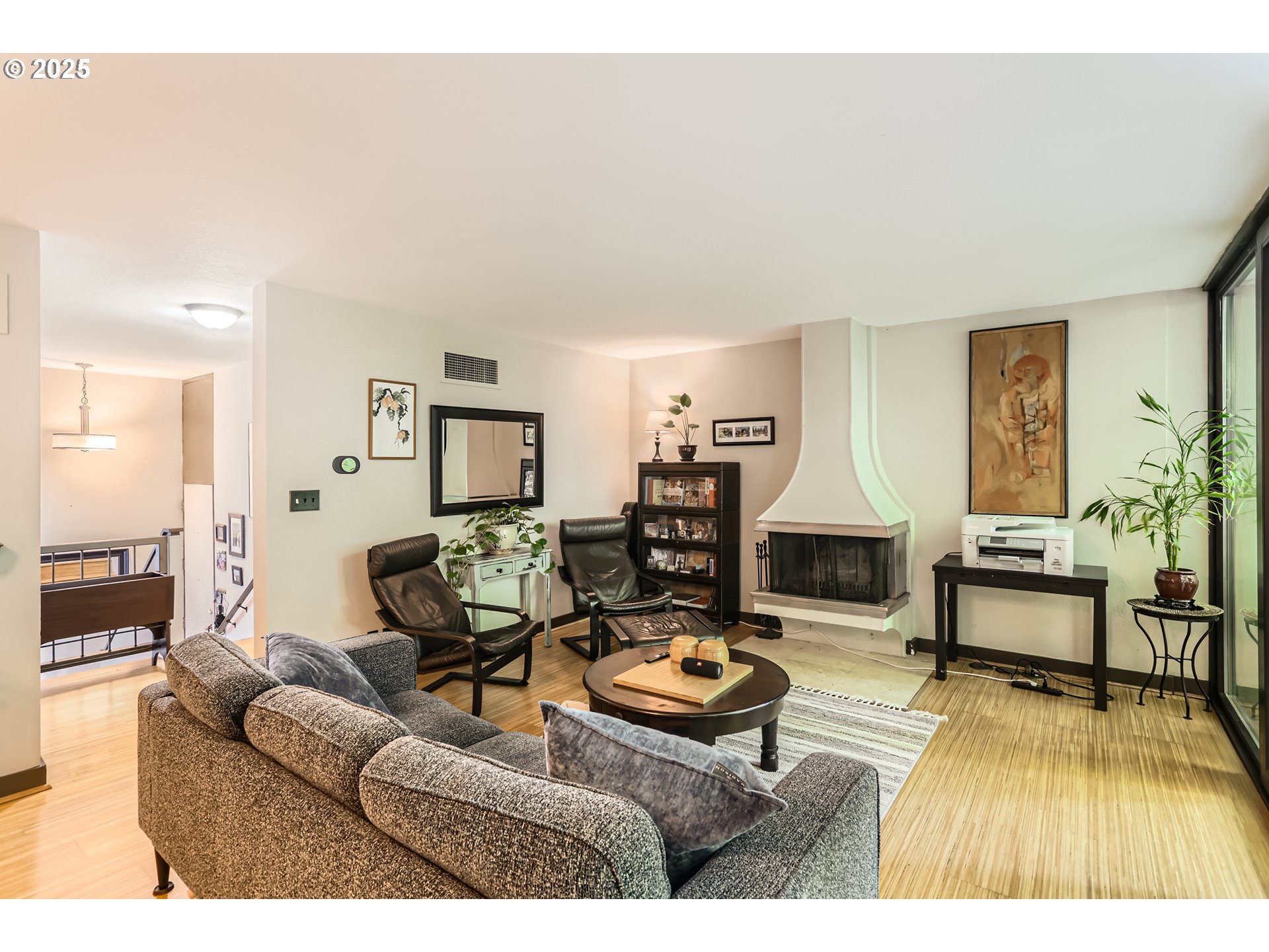 255 Southwest Harrison Street, Unit TH1 Portland, OR 97201 - Photo 7 of 40 Living Room