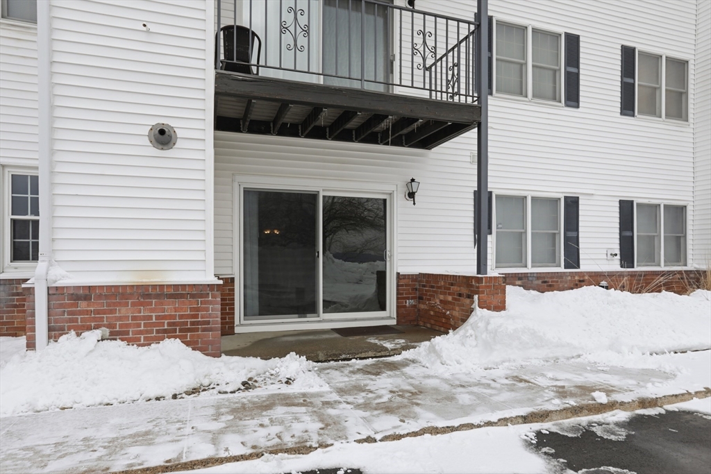 45 Christopher Drive, Unit 106 Methuen, MA 01844 - Photo 2 of 34