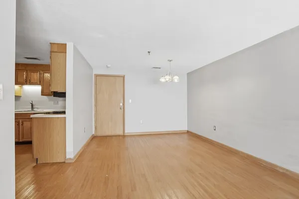$374,000 | 45 Christopher Drive, Unit 106, Methuen, MA 01844