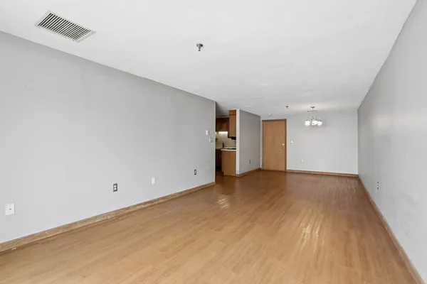 $374,000 | 45 Christopher Drive, Unit 106, Methuen, MA 01844