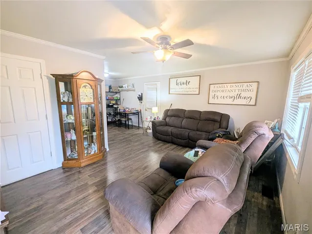 $68,000 | 307 North Oak Street, Campbell, MO 63933