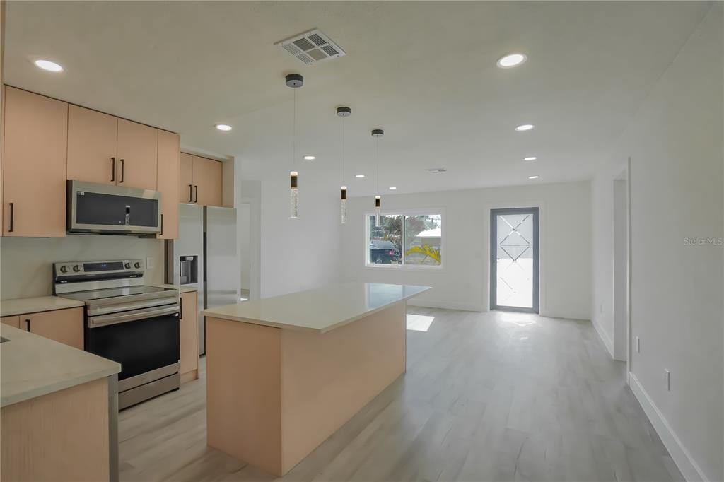 1008 Ponderosa Road Venice, FL 34293 - Photo 14 of 50