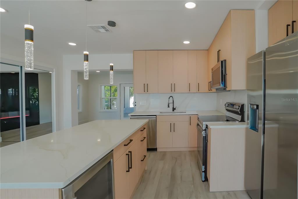 1008 Ponderosa Road Venice, FL 34293 - Photo 10 of 50