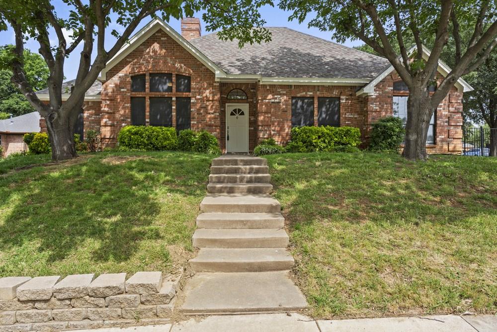 993 Quail Ridge Court Keller, TX 76248 - Photo 1 of 1 a front view of a house with a yard