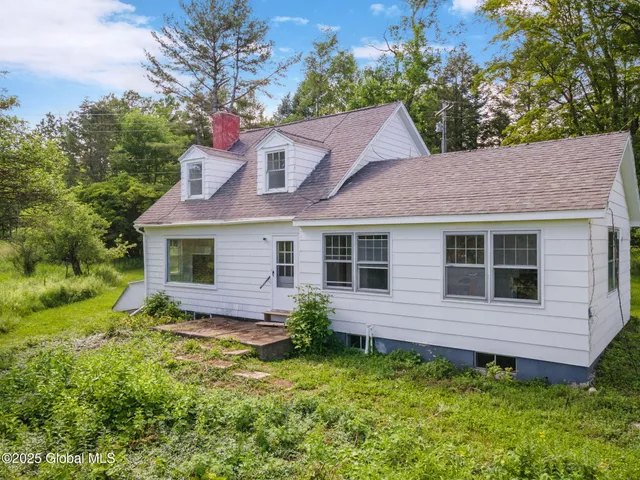 $399,900 | 755 Highway 10, Jefferson, NY 12167