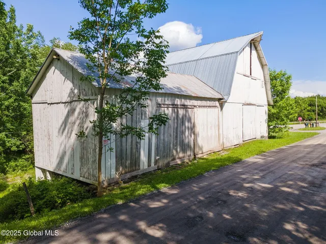 $399,900 | 755 Highway 10, Jefferson, NY 12167