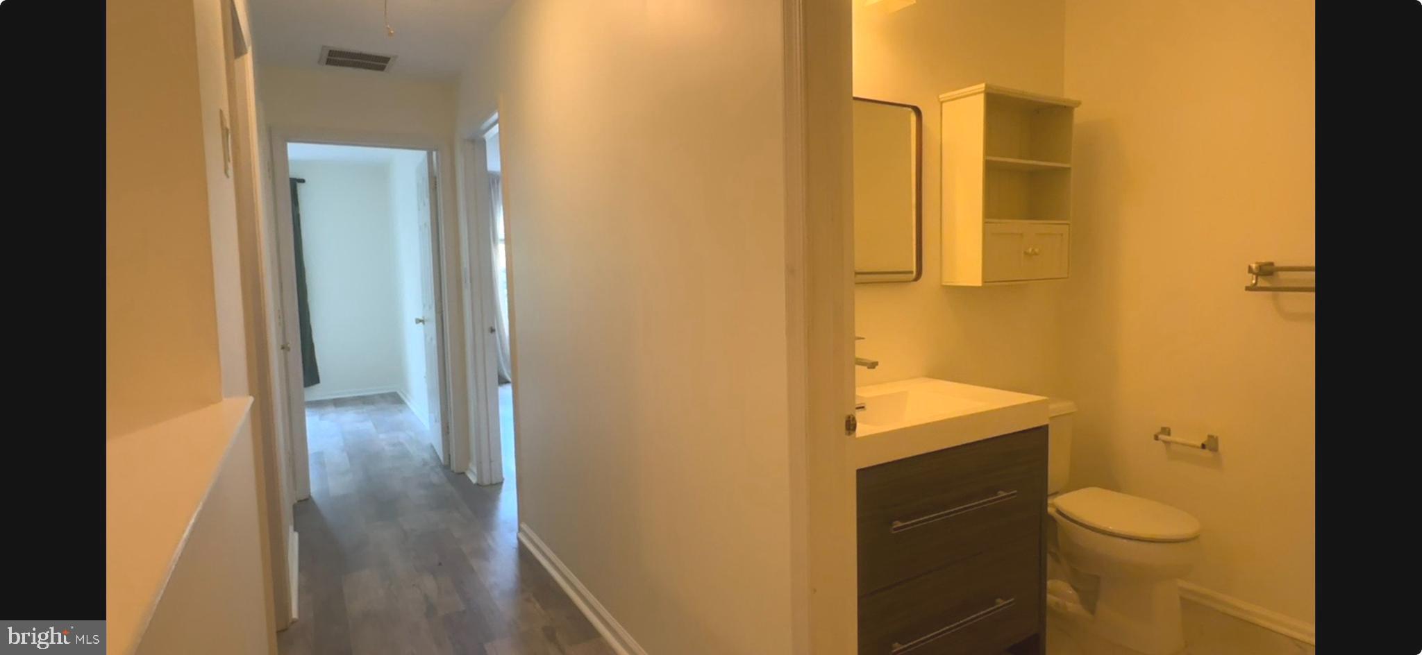 2805 Saxony Drive Mount Laurel, NJ 08054 - Photo 6 of 13 a bathroom with a toilet sink and tub