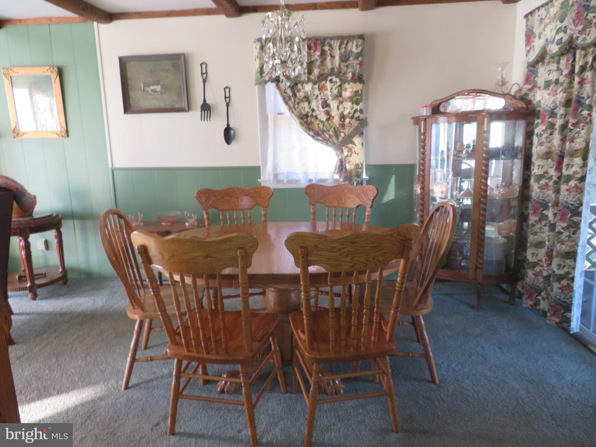 385 Buchert Road Pottstown, PA 19464 - Photo 4 of 16 Dining Rm
